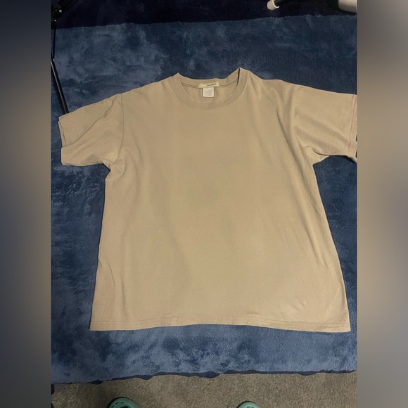 Basic Equipment T-Shirt - Picture 5 of 6